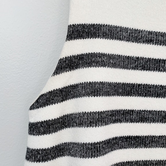 Anthropologie Moth Striped Mock Neck Knit Sleeveless Top Sz M - Picture 3 of 10